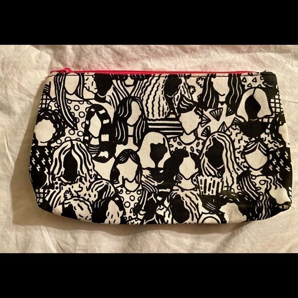 Ipsy Glam Bag Canvas Black/White/ Pink Lady Faces - Picture 2 of 5